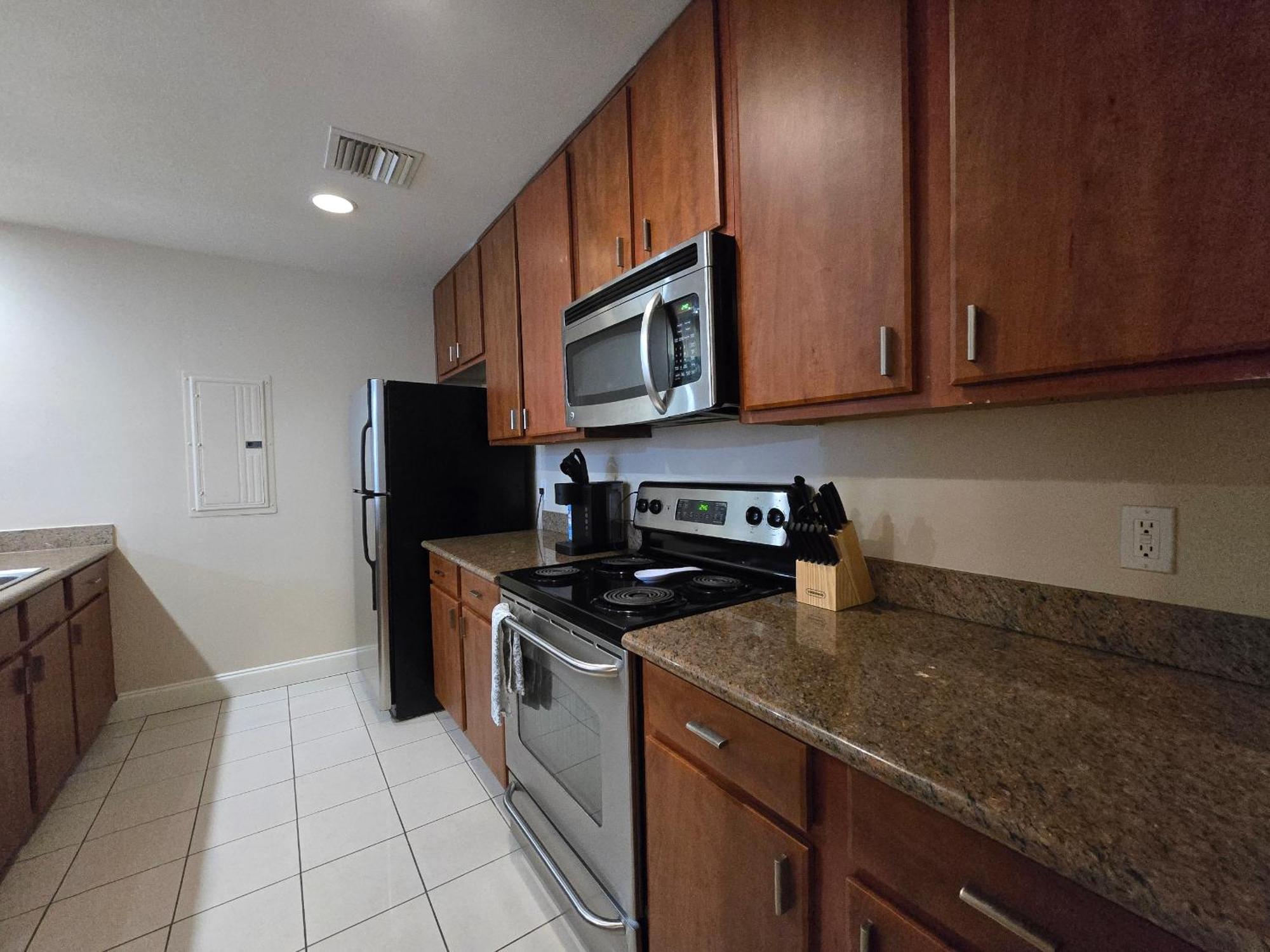 Amazing Condos Beautiful View 2 Blocks To French Quarter, Small Rooftop Pool, Gym, Seanger Theater, Super Dome, And Bourbon St นิวออร์ลีนส์ ห้อง รูปภาพ