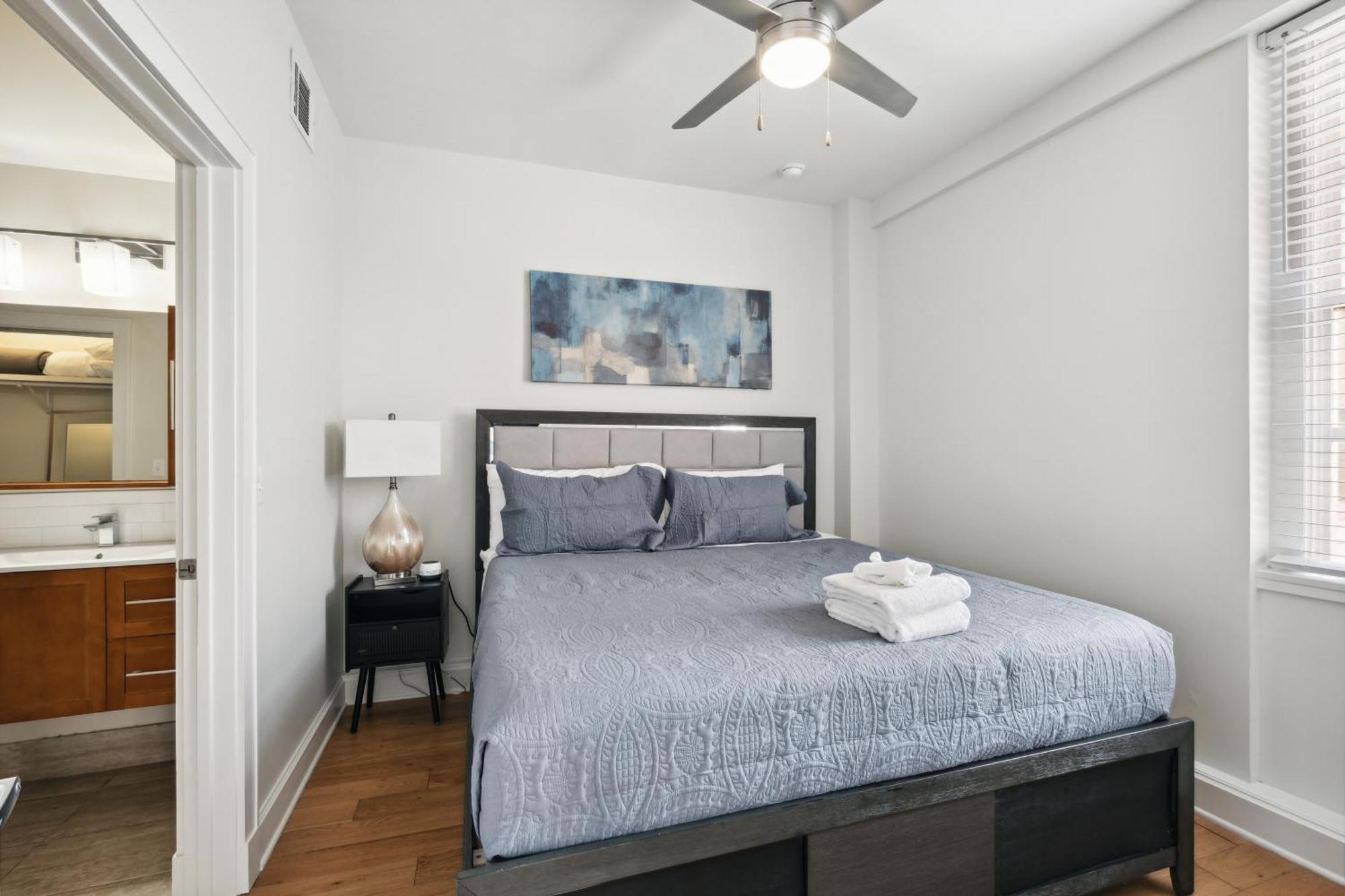 Amazing Condos Beautiful View 2 Blocks To French Quarter, Small Rooftop Pool, Gym, Seanger Theater, Super Dome, And Bourbon St นิวออร์ลีนส์ ห้อง รูปภาพ